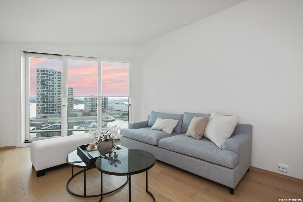 Luxury 3 Bedroom Seaview Apartment, Ons 2024